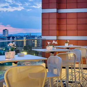 מלון Savhotel Mantegna